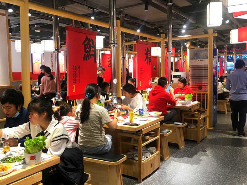 连锁品牌加快拓店提效，餐饮创业未来增长可期